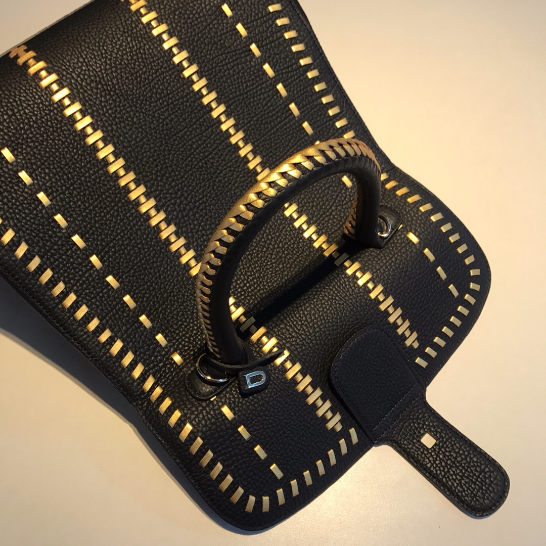 델보 브리앙 토트백 미듐